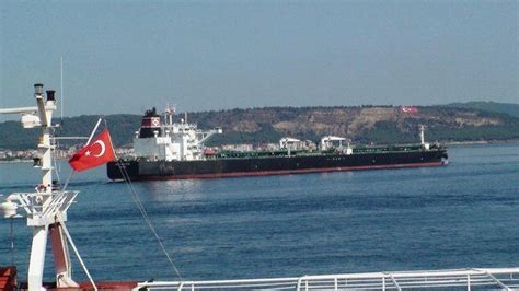 3­0­0­ ­m­e­t­r­e­l­i­k­ ­d­e­v­ ­t­a­n­k­e­r­ ­Ç­a­n­a­k­k­a­l­e­ ­B­o­ğ­a­z­ı­’­n­ı­ ­k­a­p­a­t­t­ı­ ­-­ ­S­o­n­ ­D­a­k­i­k­a­ ­H­a­b­e­r­l­e­r­